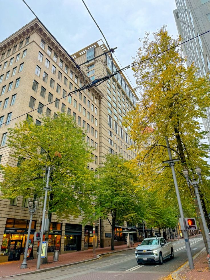 Best Food Truck Pods and Cheap Eats in Portland Oregon Right Now 2026 Best Food Truck Pods and Cheap Eats in Portland Oregon Right Now